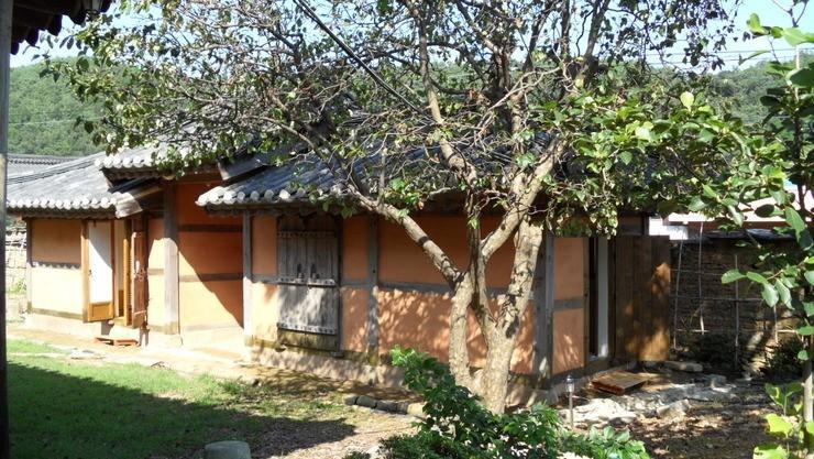 Goseong Choi Pilgan'S Old House Hotell Exteriör bild